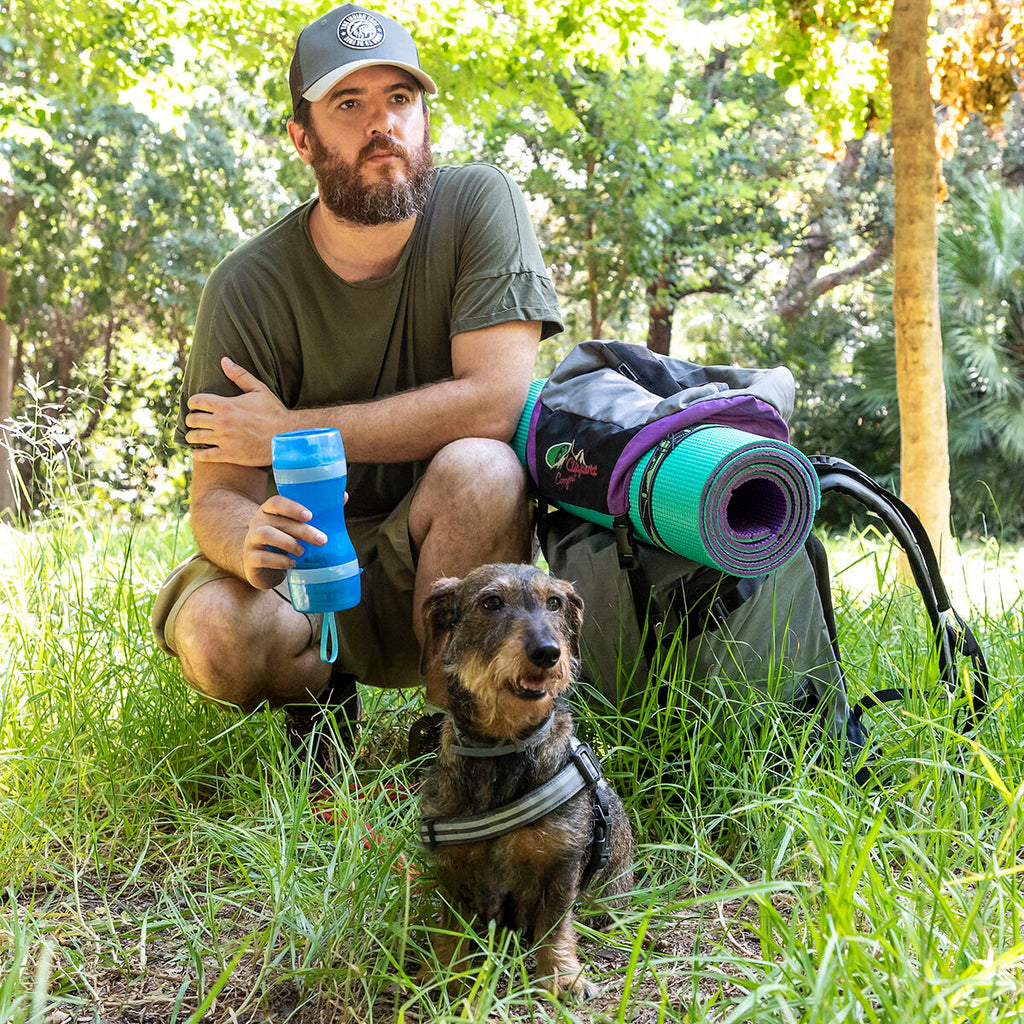 2-in-1 bottle with water and food containers for pets Pettap InnovaGoods-7